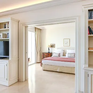 https://bl-la-croisette.fr-provencehotel.com